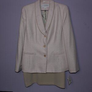 Vintage SAG Harbor 2-Piece Pink and Beige Suit Size 14